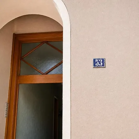 Apartment Workrest For 5 In Gelsenkirchen